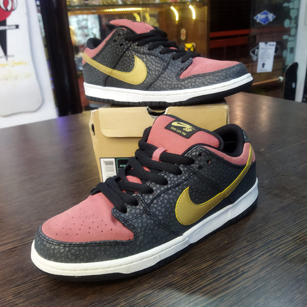 Tênis Nike Dunk Low SB Premium QS Walk Of Fame 2013